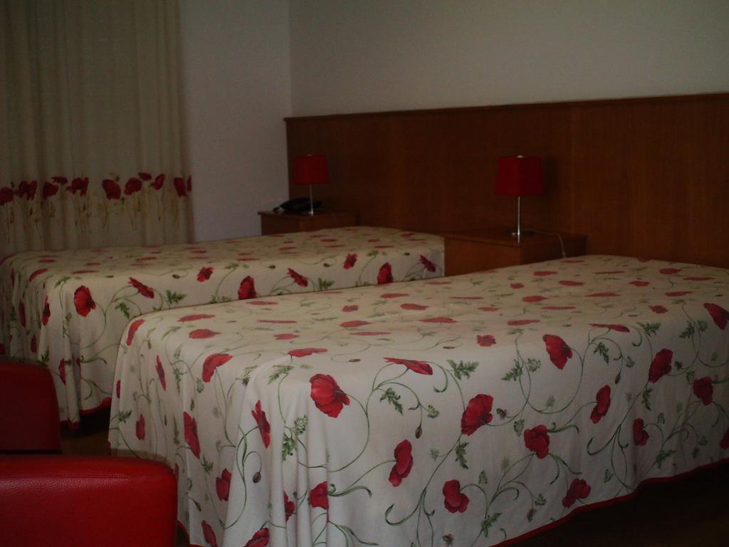 Hotel Serafim Almodôvar Extérieur photo